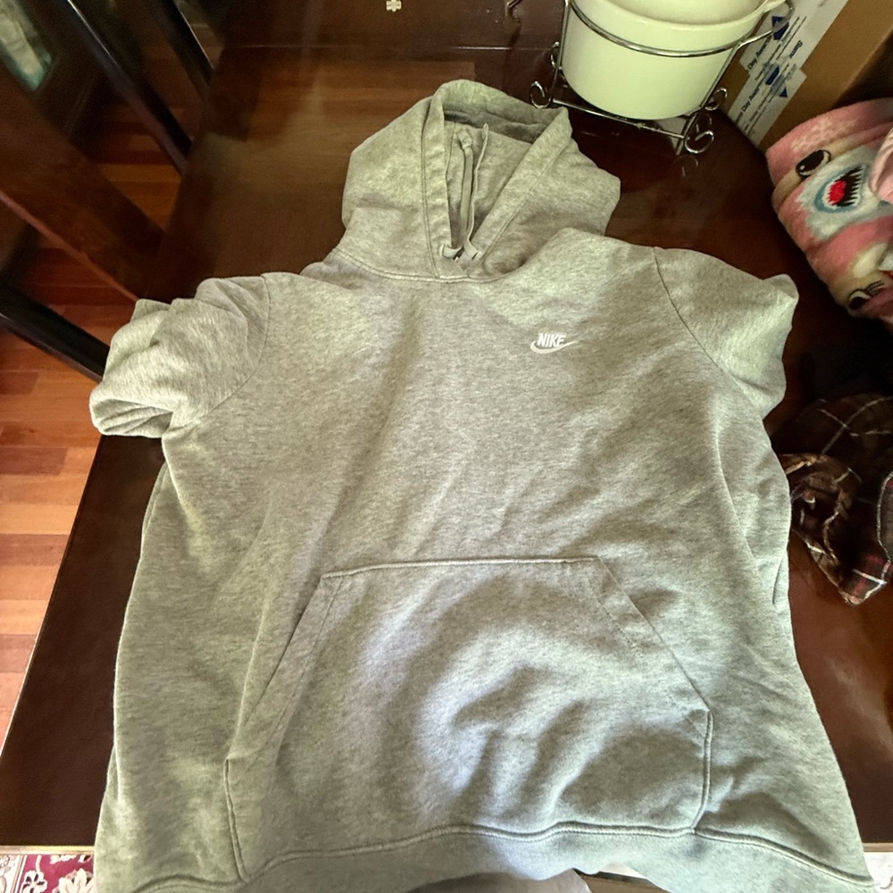 Nike Light Gray Sweatshirt